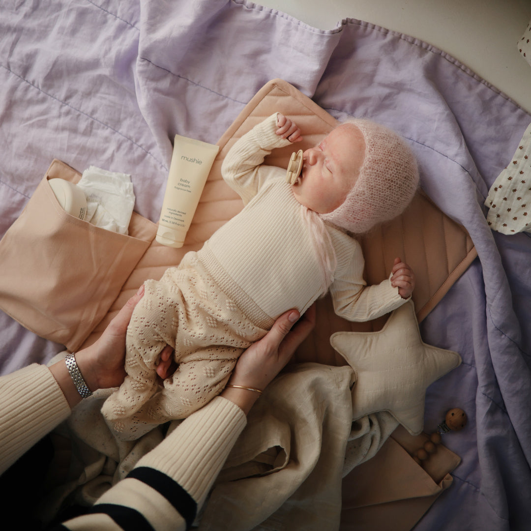 FRIGG Moon Phase silikoonlutt 0-6 kuud