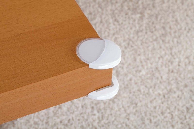 Reer nurgakaitsed ümmargune valge 4tk